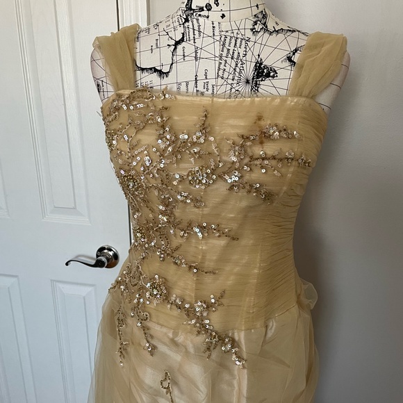 Coquette Tulle Sequin Embellished Bead Floral Fit Bodice Ruched Fairytale Sweet - Picture 3 of 12